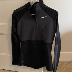 Nike women’s half zip, dri fit